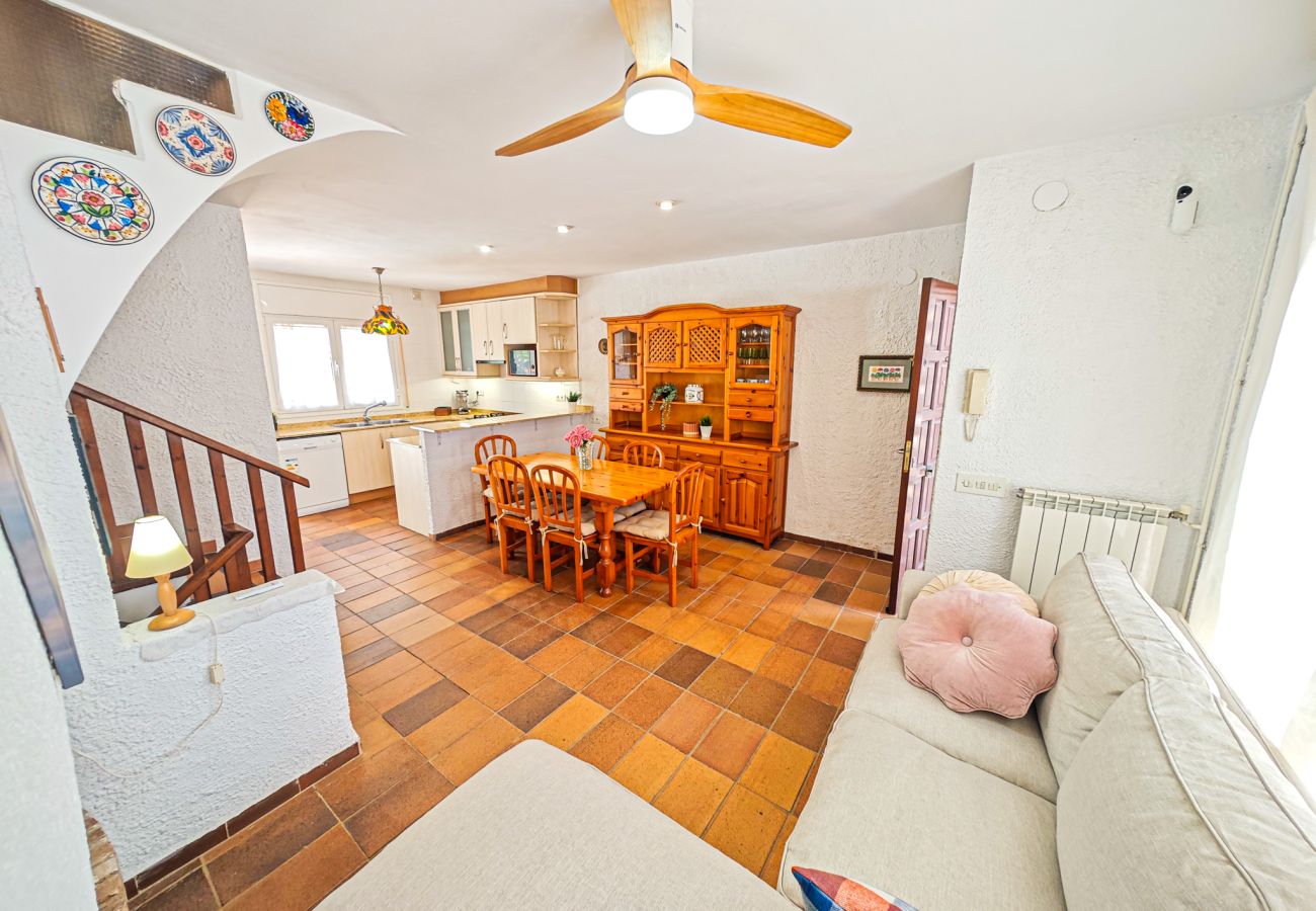 House in Cambrils - CASA GLADIOLS