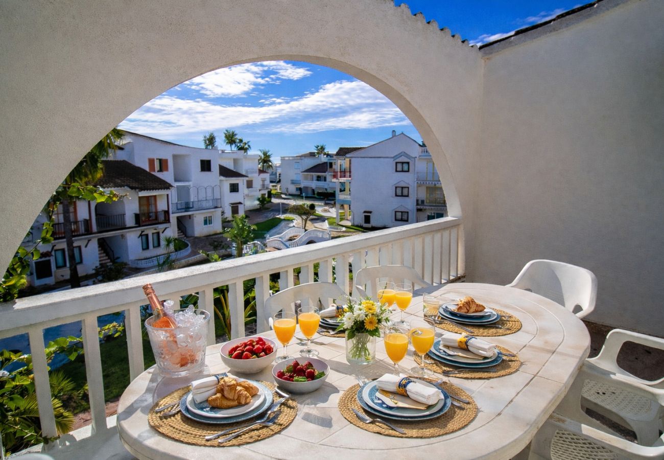 Apartment in Alcocebre / Alcossebre - Piscina y Mar - Habitat *PET FRIENDLY*  Alcossebre