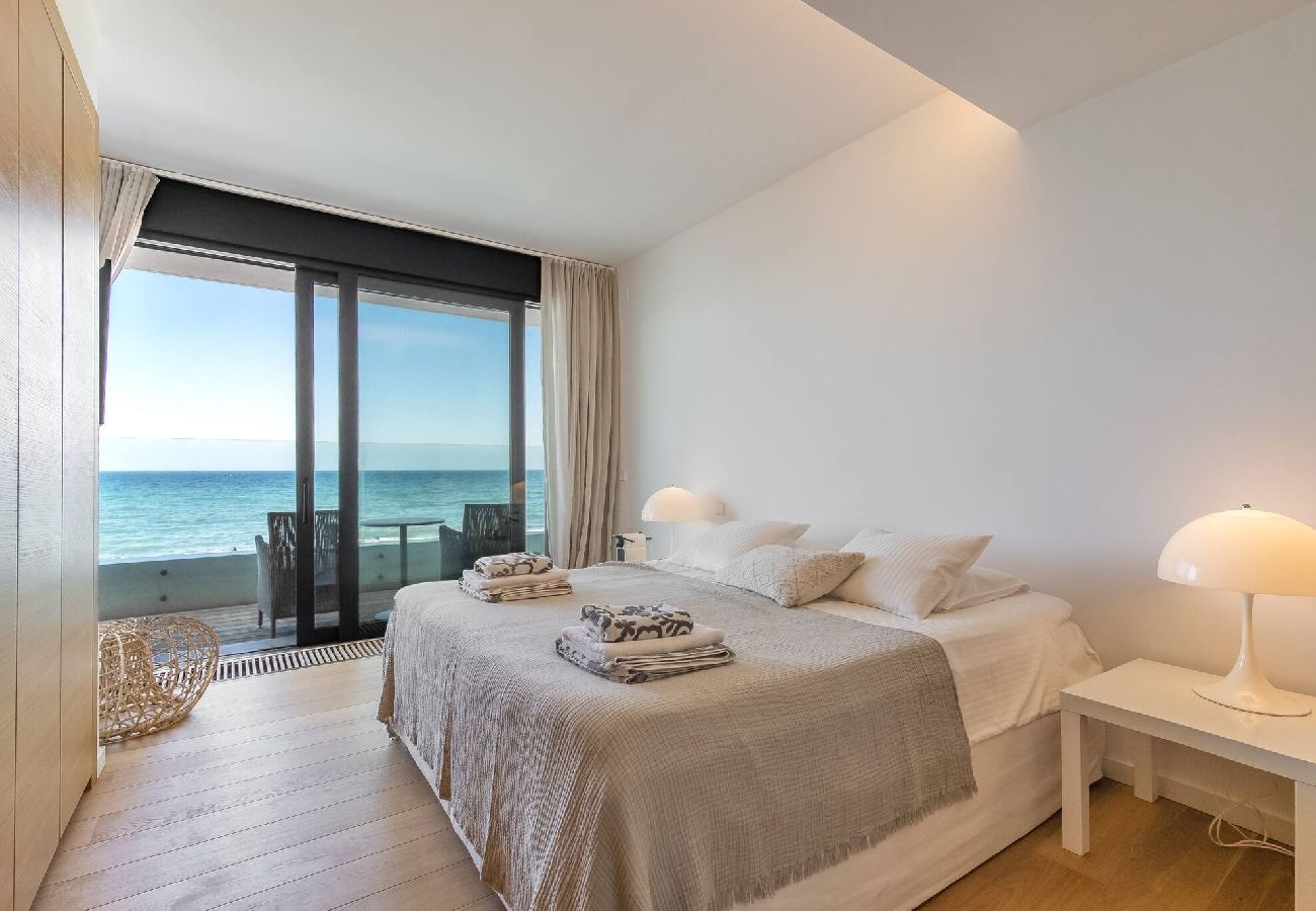 Villa in Marbella - 3326 Costabella Frontline
