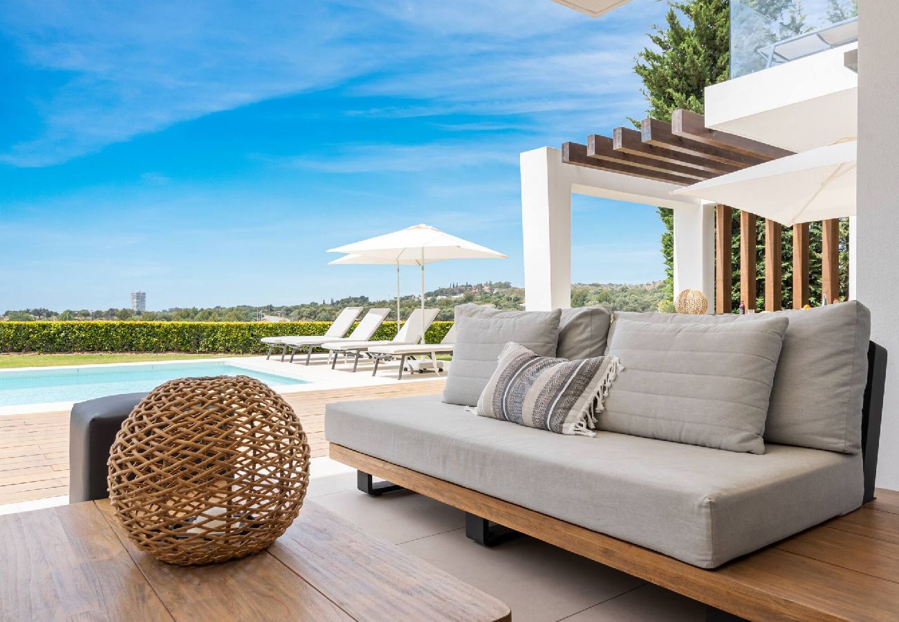 Villa in Marbella - 3301 Villa Mariposa (r3907066)