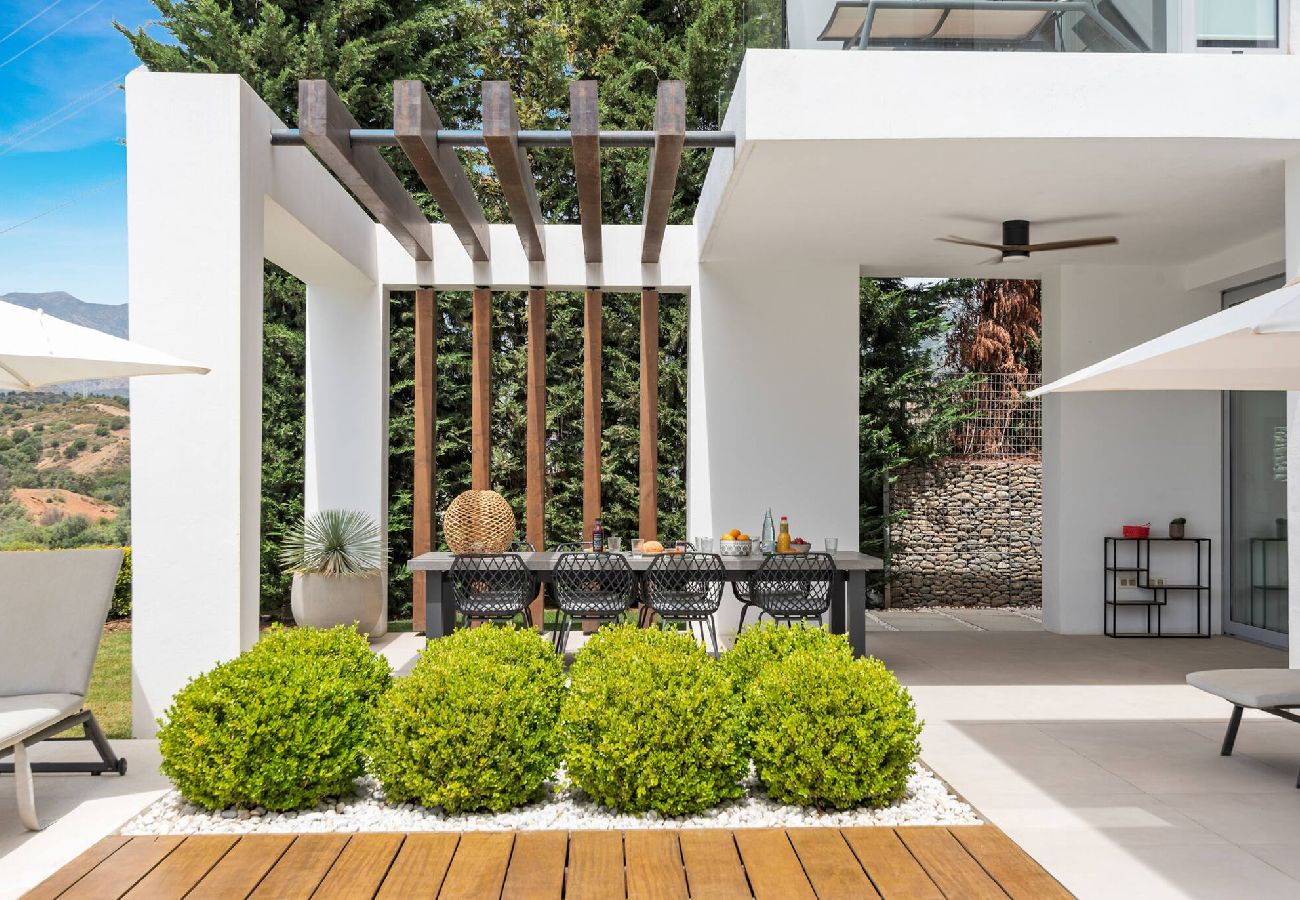 Villa in Marbella - 3301 Villa Mariposa (r3907066)