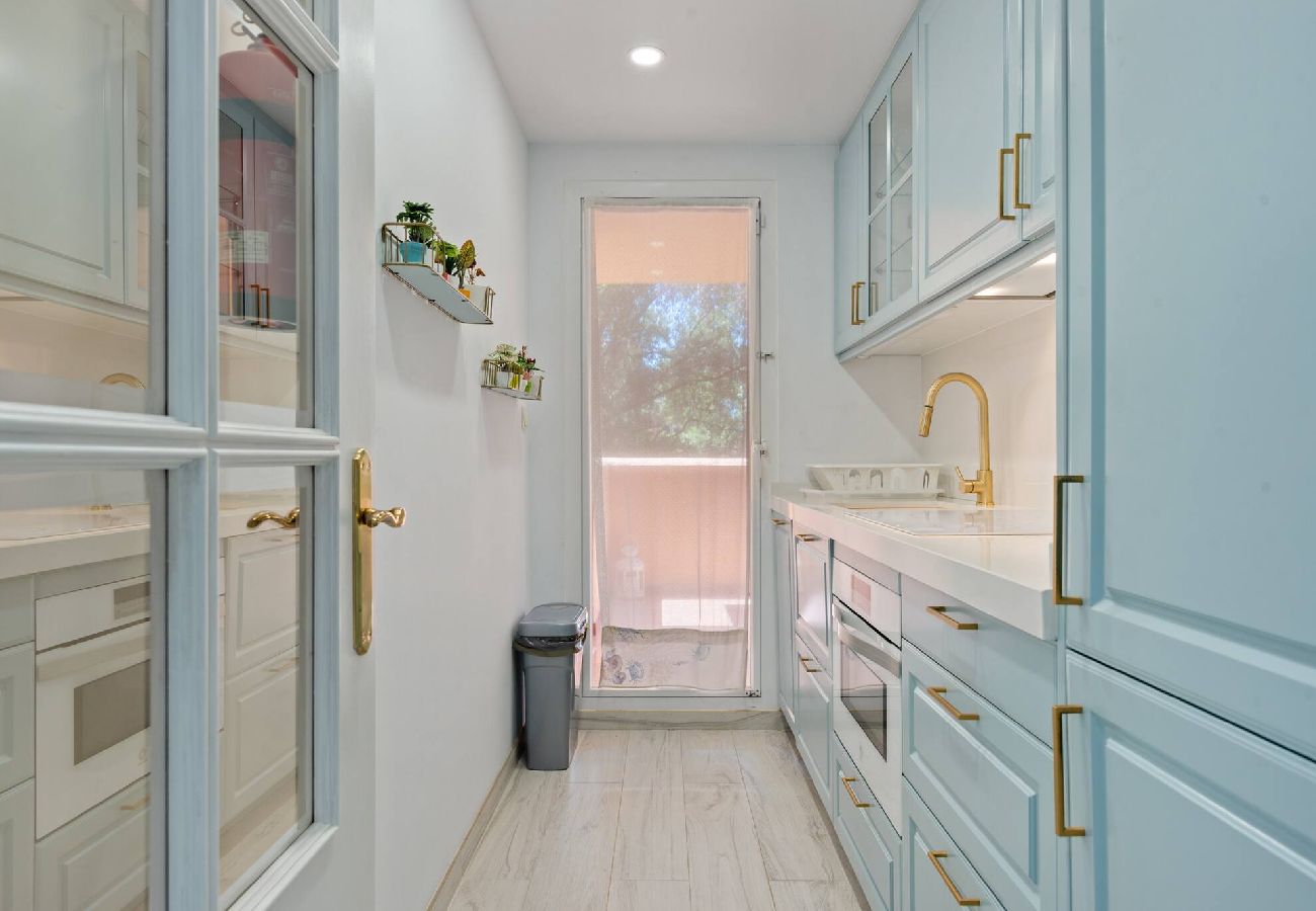 Apartment in Marbella - 3316 Casa Jacaranda (r4105693)