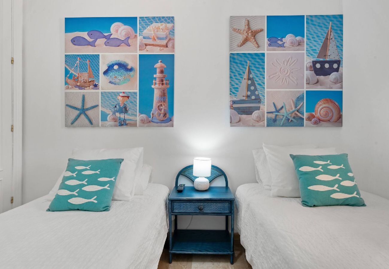 Apartment in Marbella - 3316 Casa Jacaranda (r4105693)