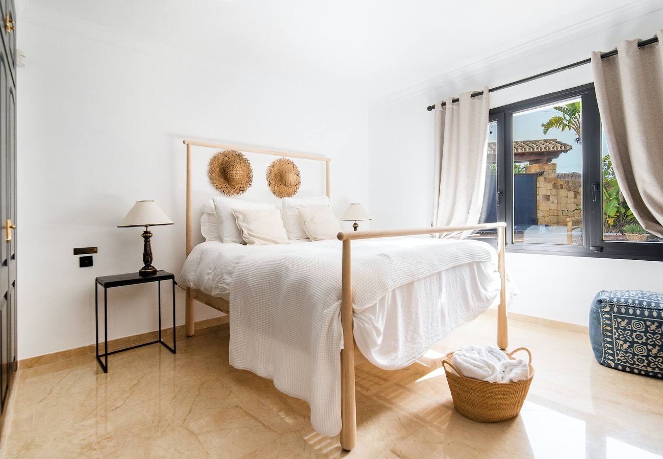 Villa in Marbella - 3310 Villa Flores (r3261154)