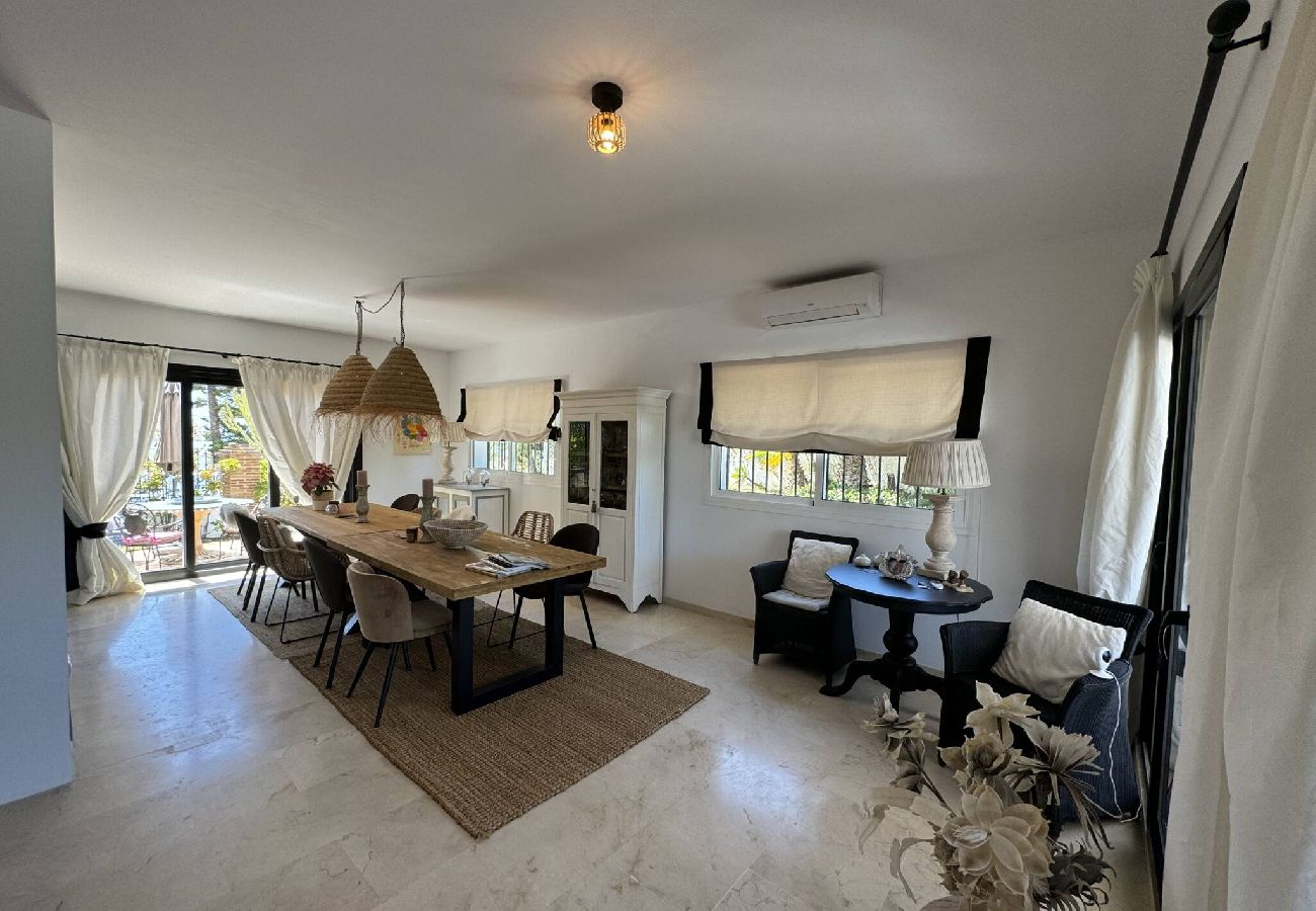 Villa in Marbella - 3308 Villa Cactus (r4707271)