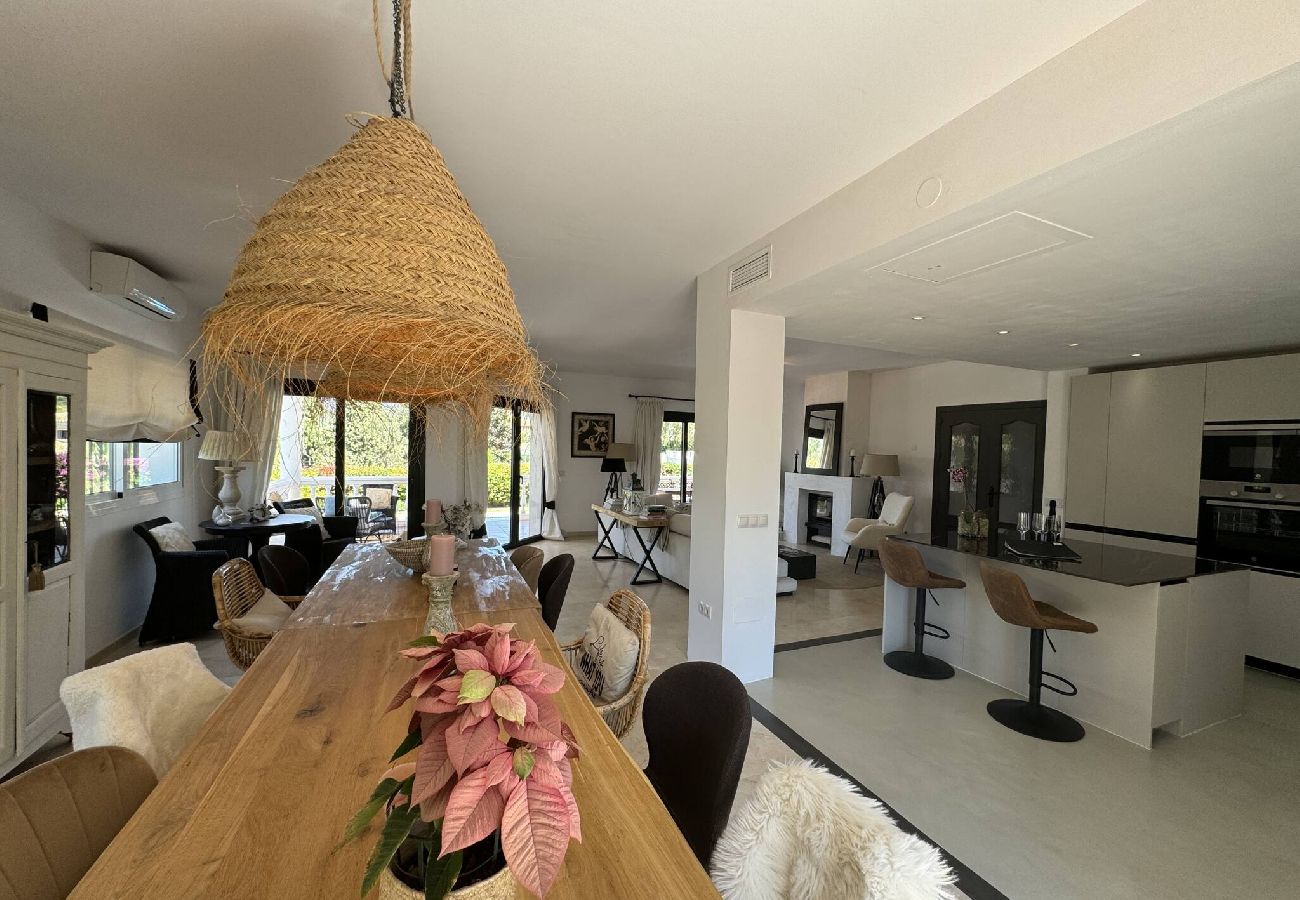 Villa in Marbella - 3308 Villa Cactus (r4707271)