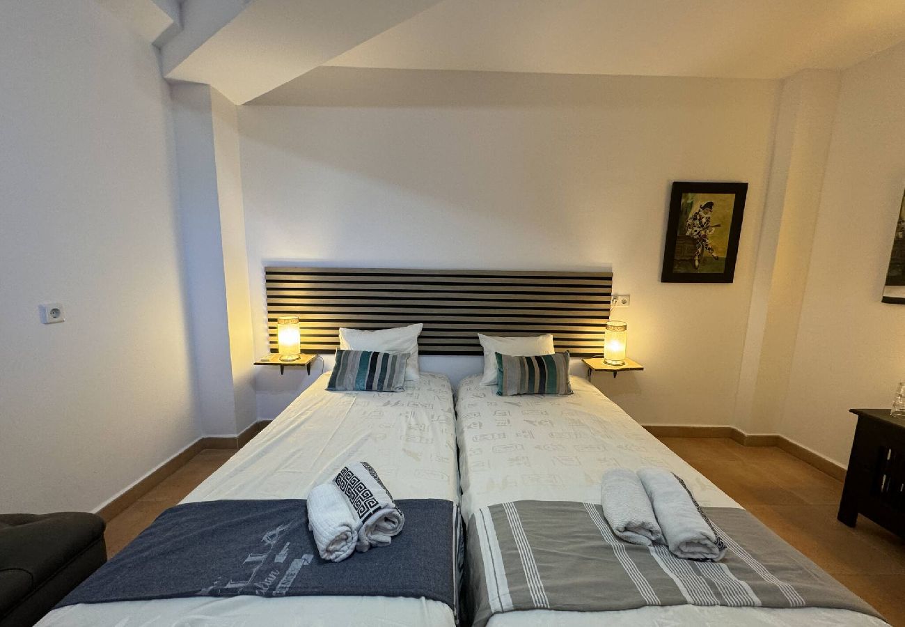 Villa in Marbella - 3308 Villa Cactus (r4707271)