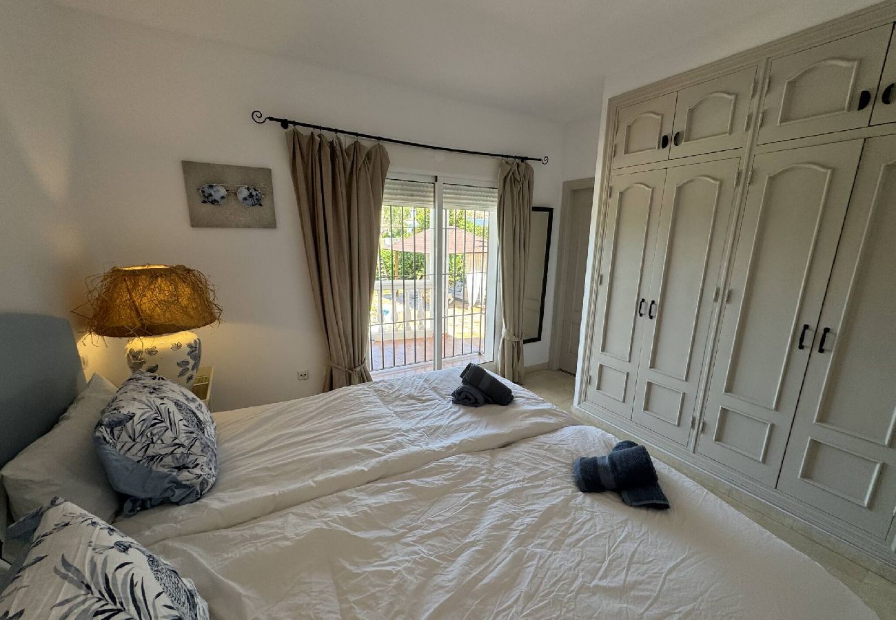 Villa in Marbella - 3308 Villa Cactus (r4707271)