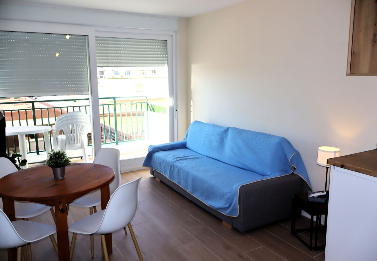 Apartment in Peñiscola - Peñiscola Playa 1ª LInea con Aire