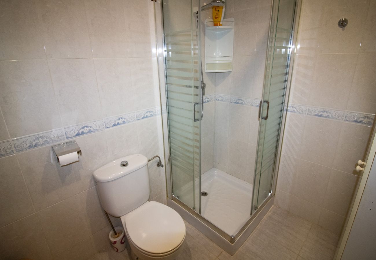 Apartment in Alcocebre / Alcossebre - Bajo frente a la piscina - Playa Cargador