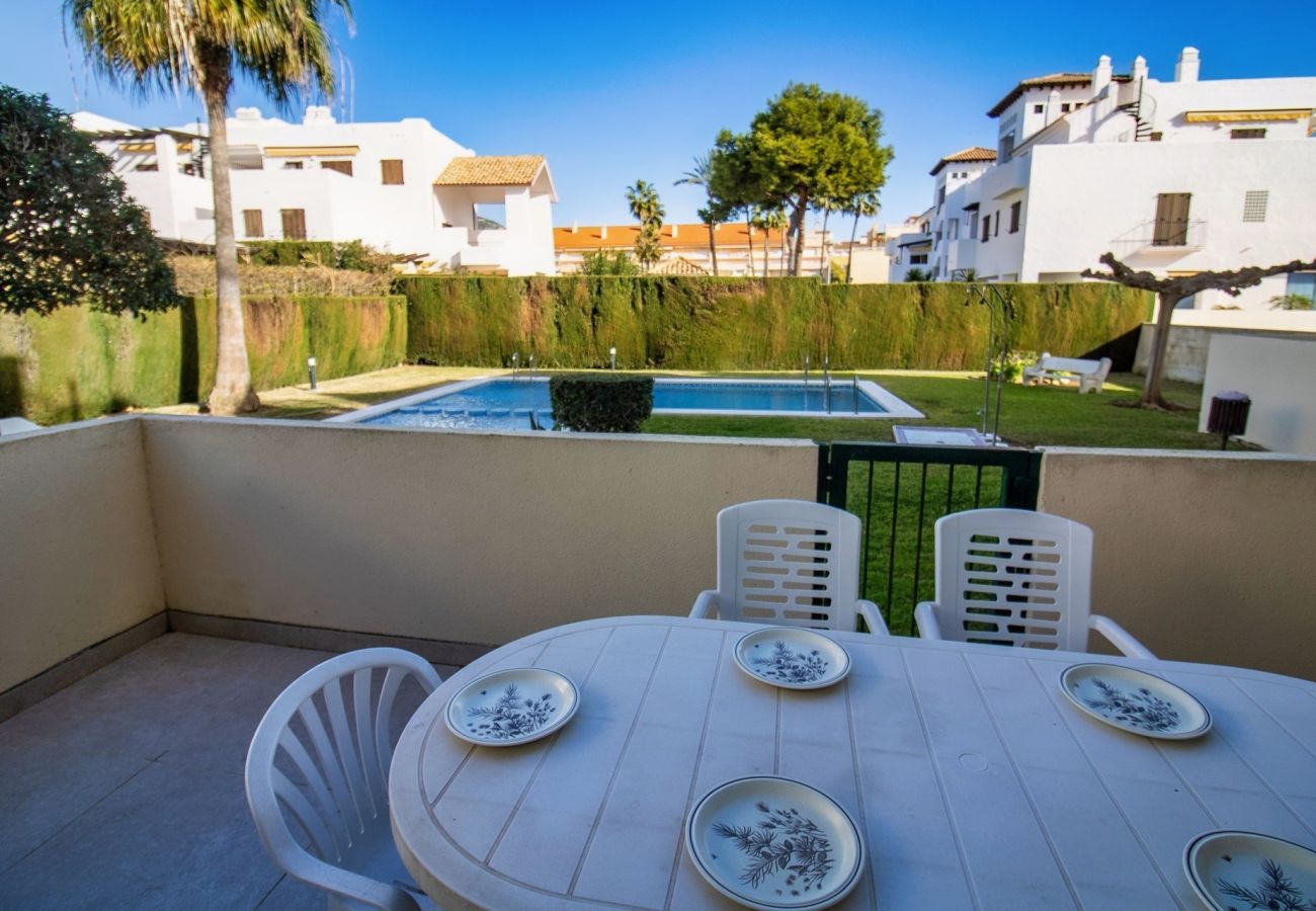 Apartment in Alcocebre / Alcossebre - Bajo frente a la piscina - Playa Cargador
