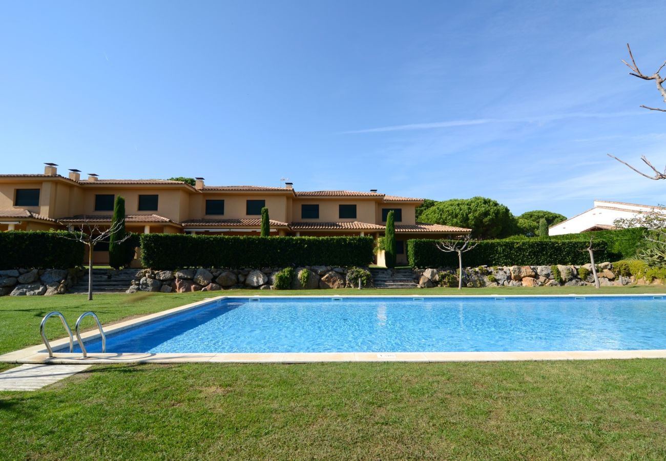 House in Pals - BIRDIE CLUB 31