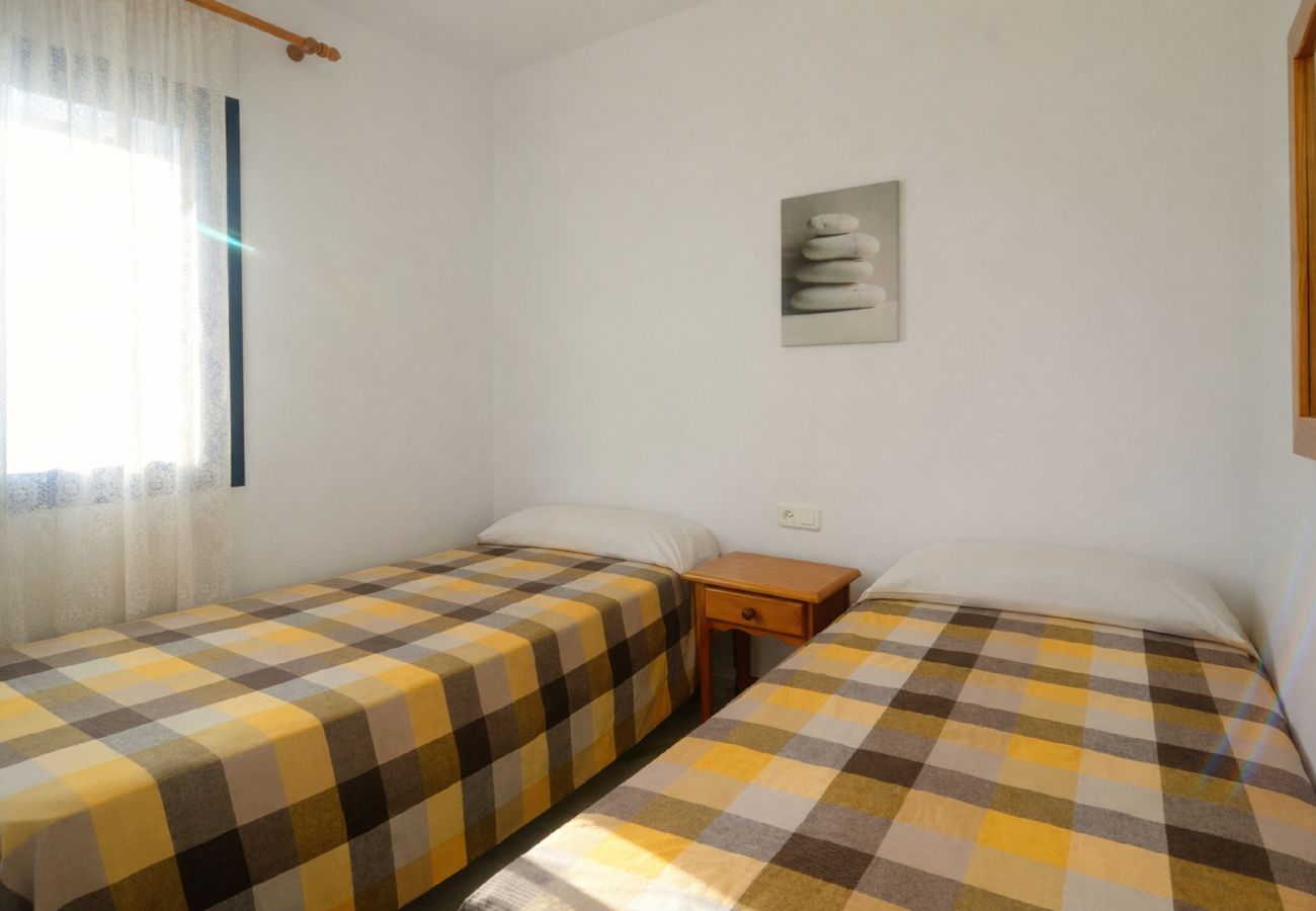 Apartment in Pals - NAUTIC GOLF A 303