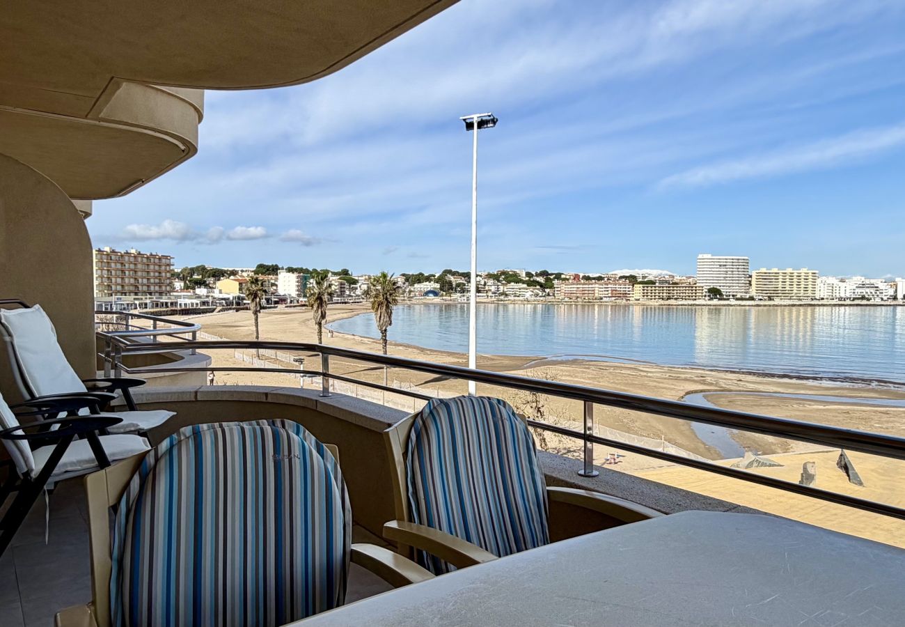 Apartment in L'Escala - LA LLONGADA 2-C