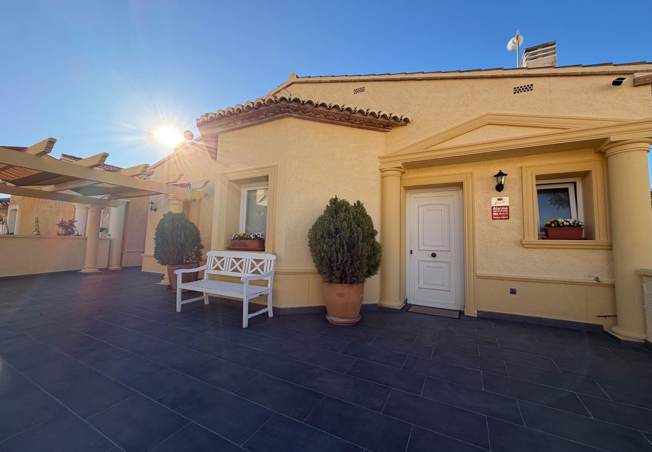 Chalet in Calpe / Calp - Alq 373 Villa Casanova