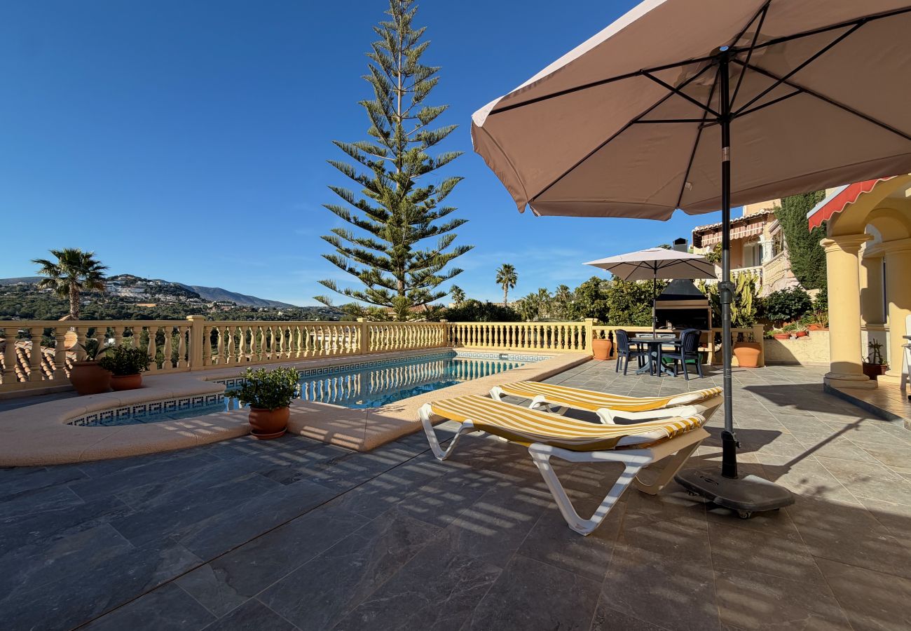 Chalet in Calpe / Calp - Alq 373 Villa Casanova