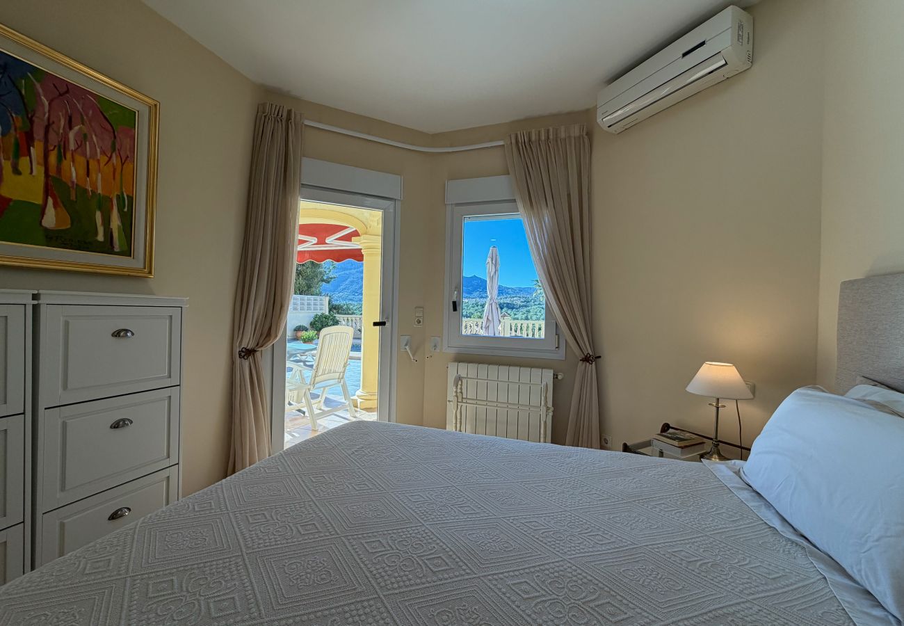 Chalet in Calpe / Calp - Alq 373 Villa Casanova