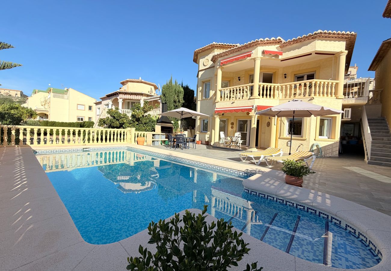 Chalet in Calpe / Calp - Alq 373 Villa Casanova