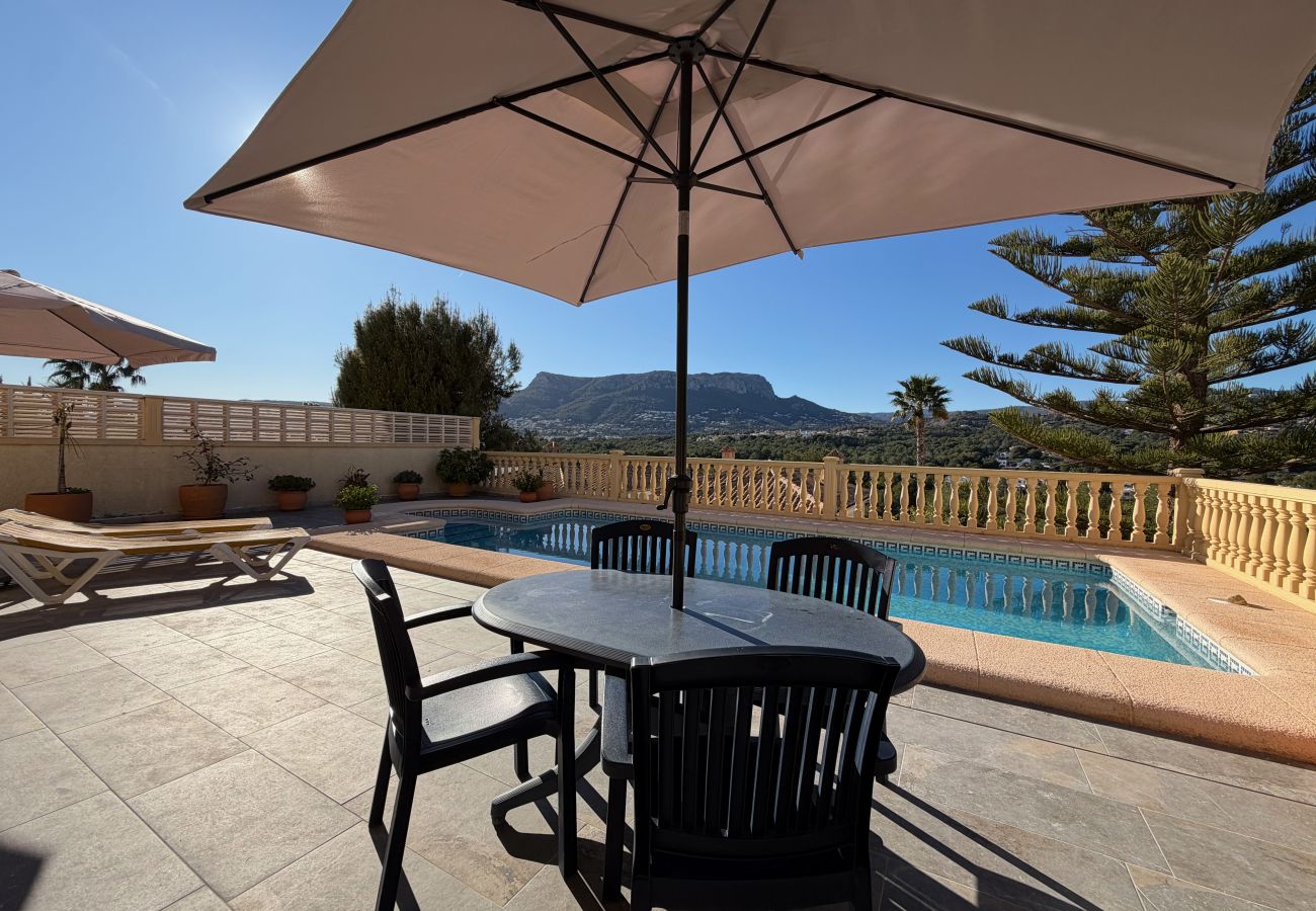 Chalet in Calpe / Calp - Alq 373 Villa Casanova