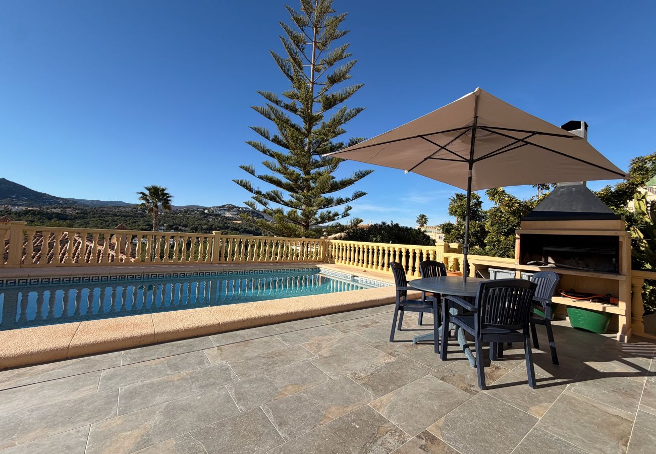 Chalet in Calpe / Calp - Alq 373 Villa Casanova