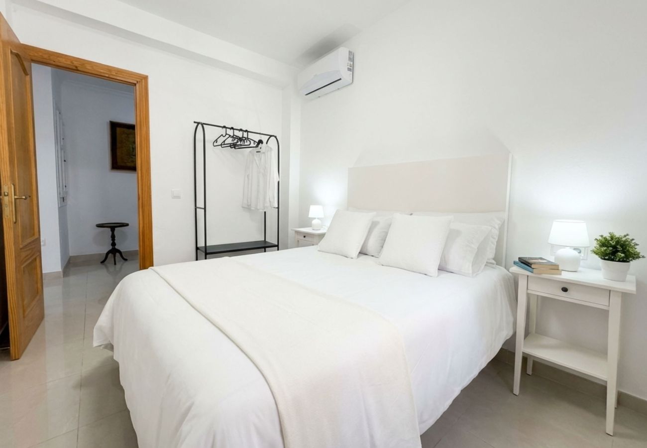 Terraced House in Nerja - Casa Chica Calle Cristo 112 by Casasol