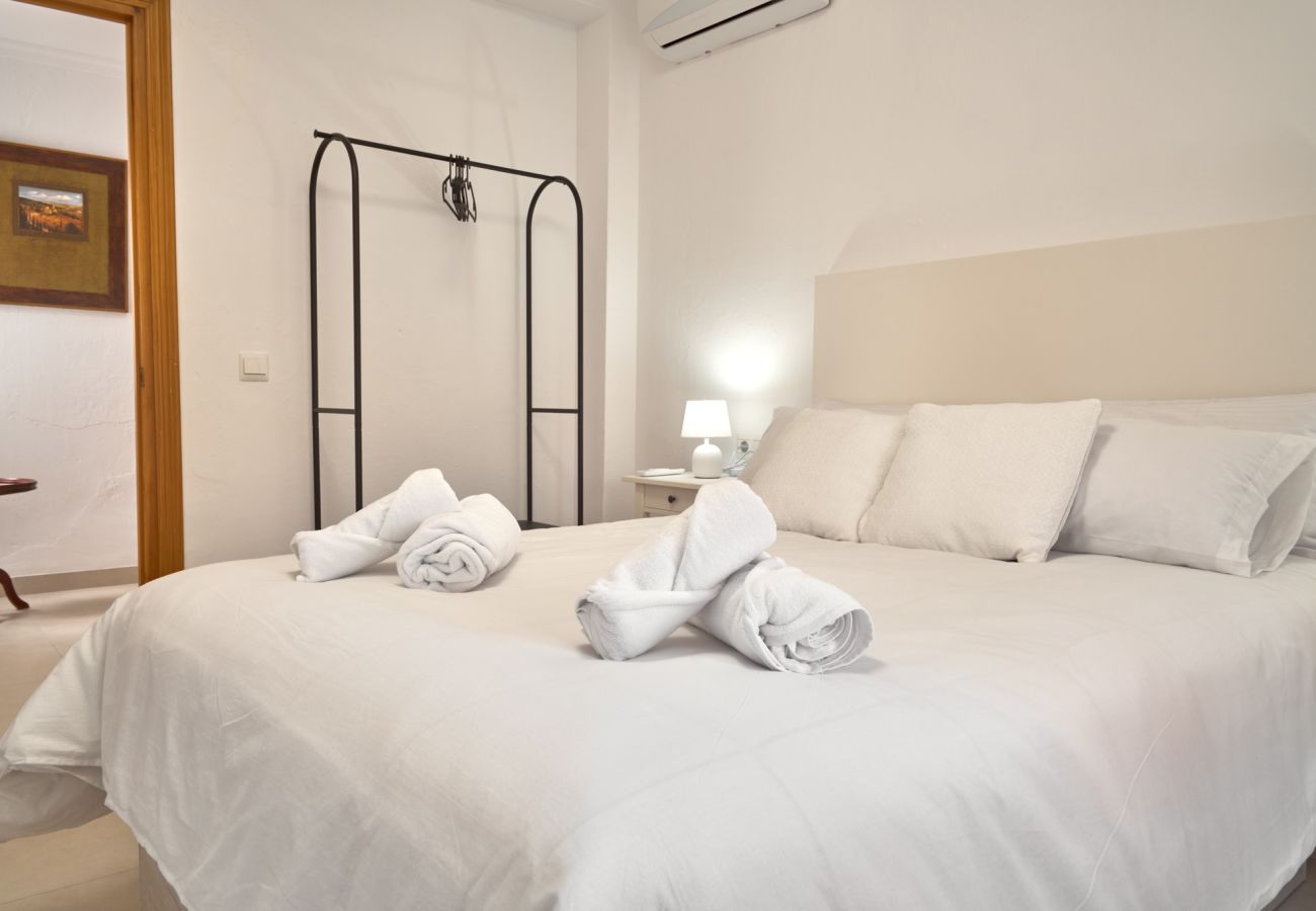 Terraced House in Nerja - Casa Chica Calle Cristo 112 by Casasol