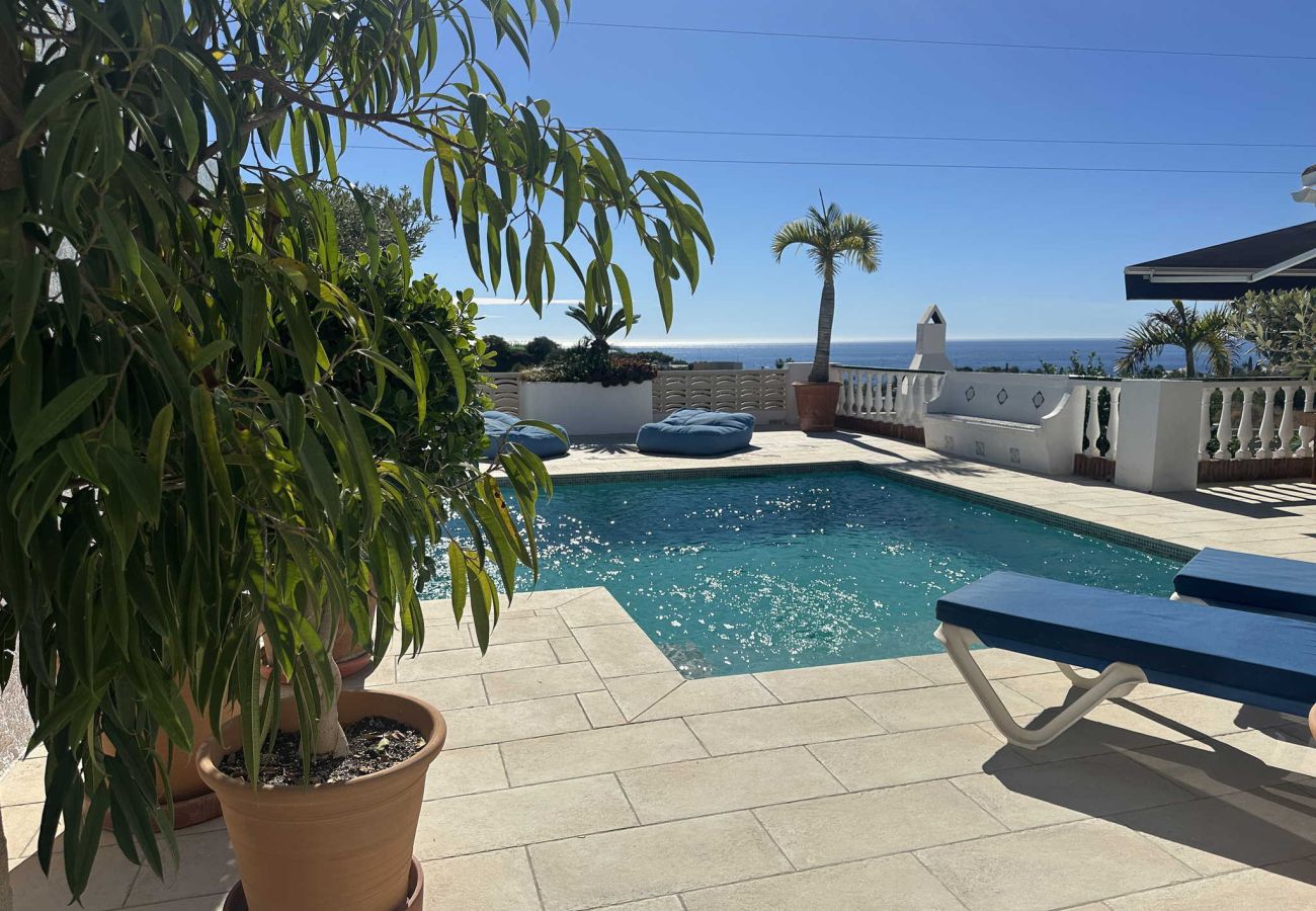 Villa in Nerja - Villa La Casita Fuente del Baden 52 by Casasol