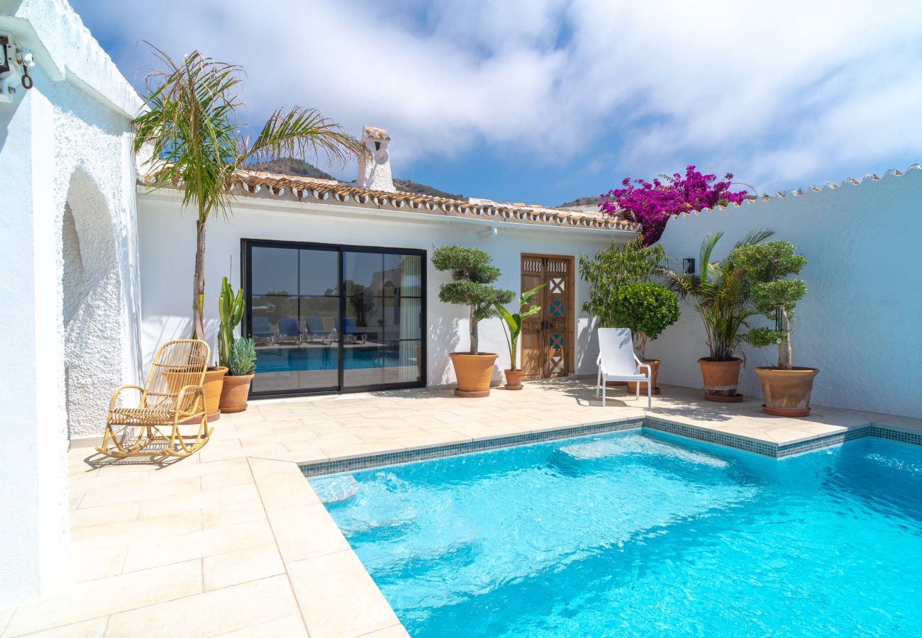 Villa in Nerja - Villa La Casita Fuente del Baden 52 by Casasol