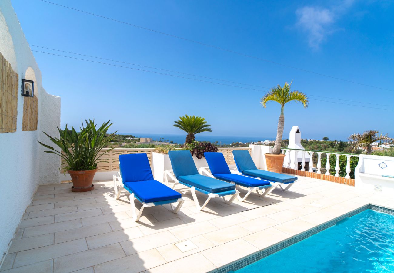 Villa in Nerja - Villa La Casita Fuente del Baden 52 by Casasol