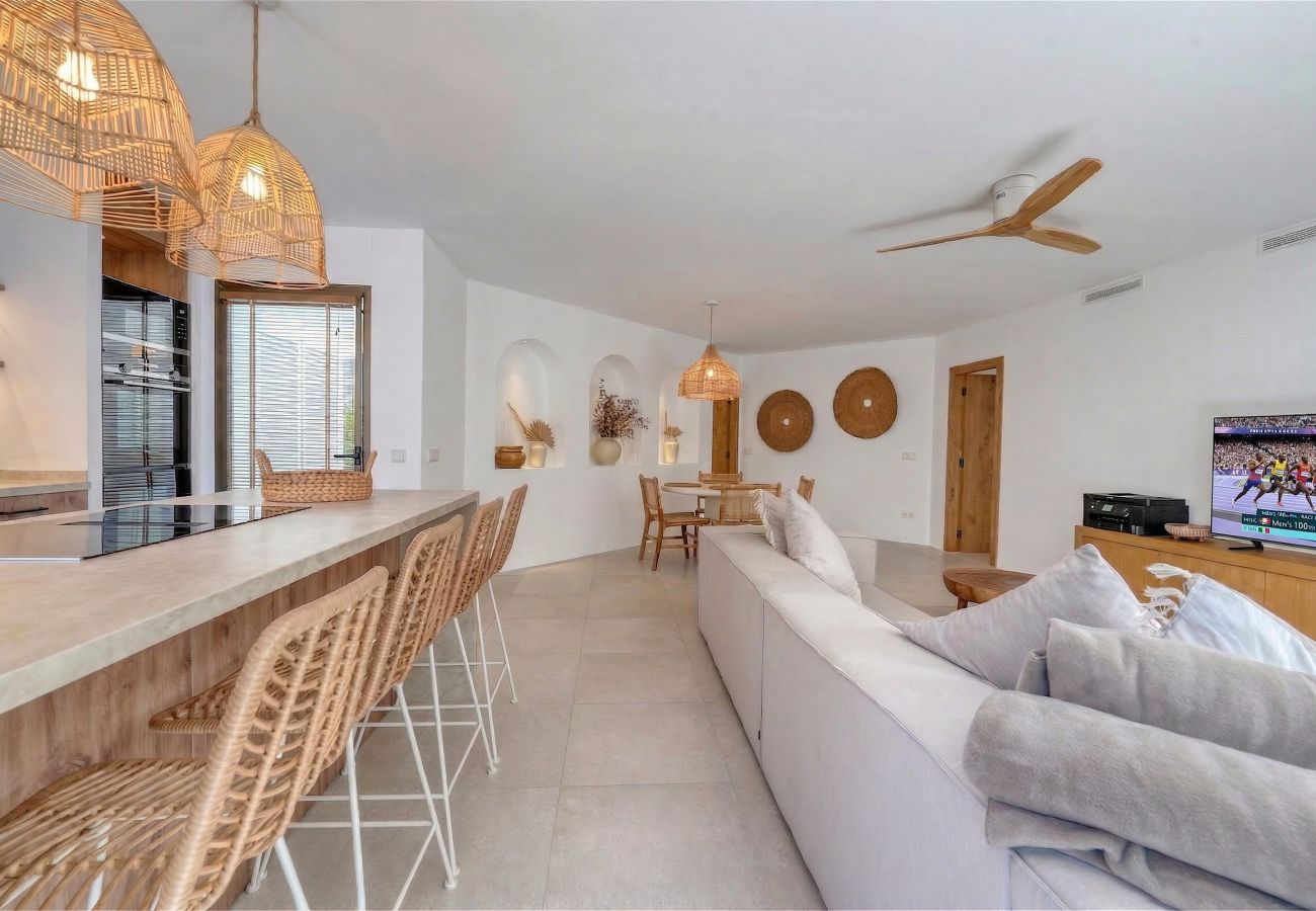 Apartment in Marbella - 2047 Stylish Luxury Apartment with Pool