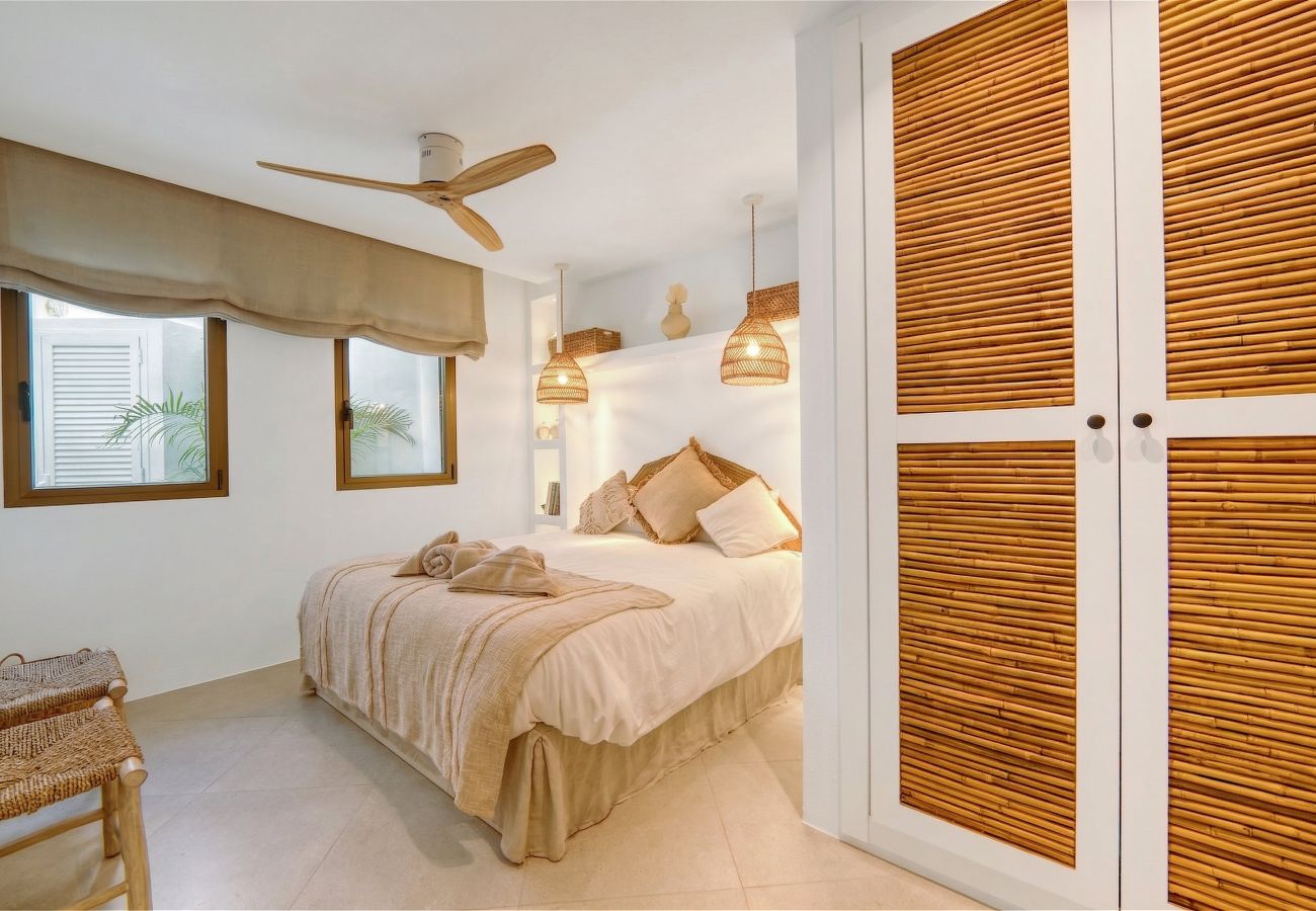 Apartment in Marbella - 2047 Stylish Luxury Apartment with Pool