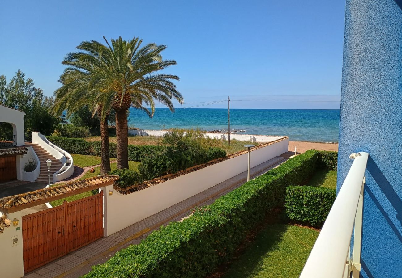 Apartment in Denia - 145 Playa Esmeralda, 1-7