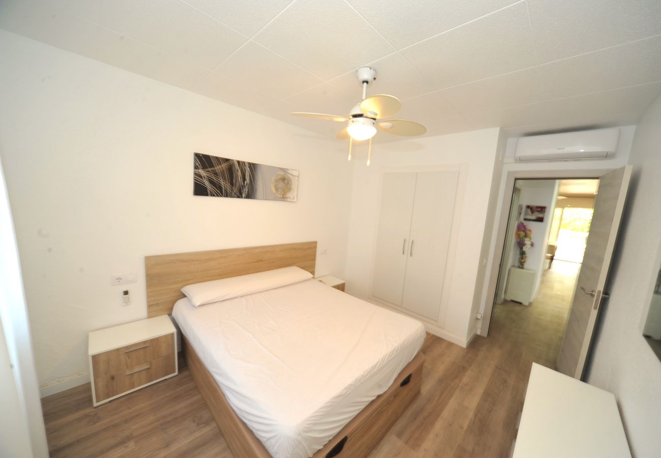 Apartment in Alcocebre / Alcossebre - SOL Y MAR BAJO ESC A -A1