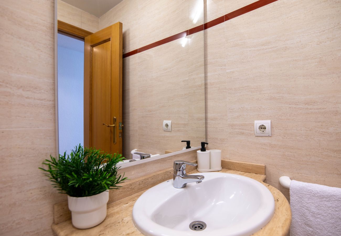 Apartment in Playa de Gandía - 40. AG AIGUABLAVA 3-3
