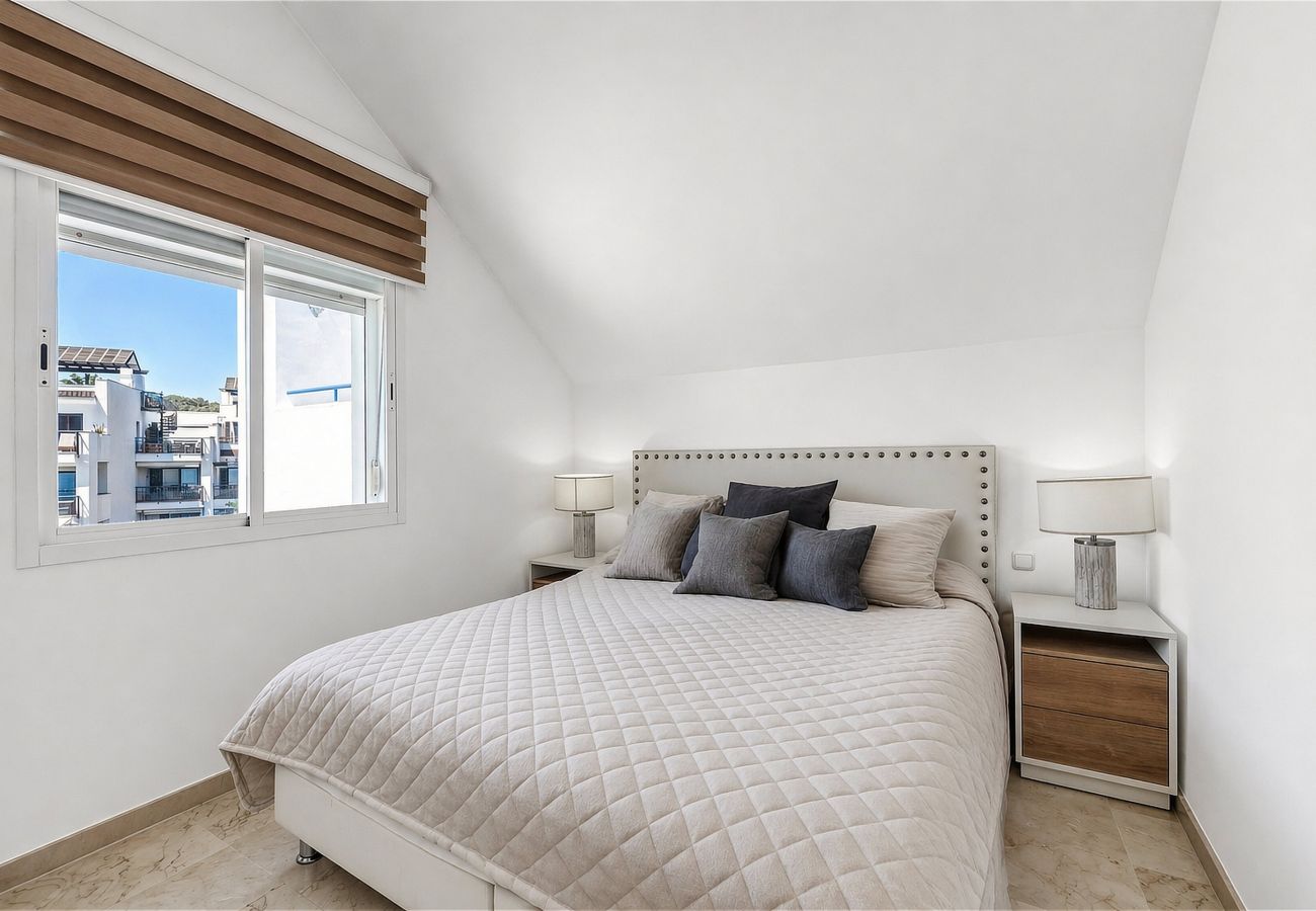 Apartment in Casares - 3180 Duplex Penthouse with Panoramic Sea Views