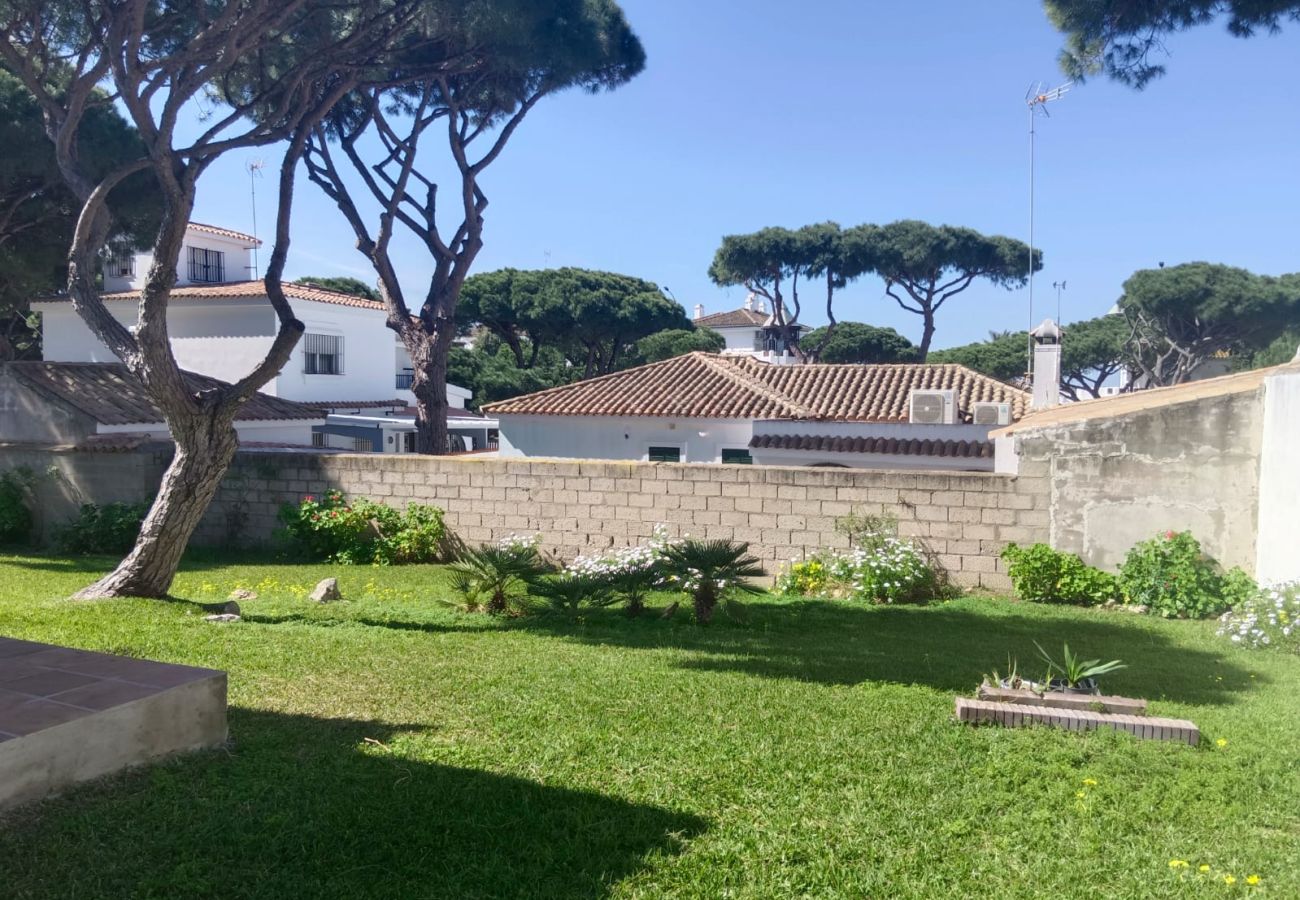 Chalet in Chiclana de la Frontera - R012 MORENA