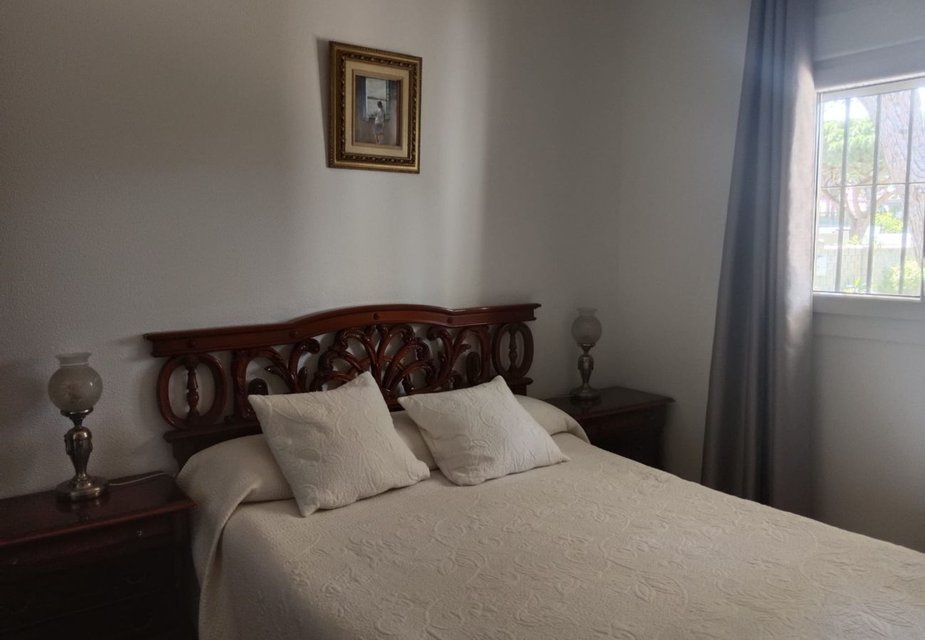 Chalet in Chiclana de la Frontera - R012 MORENA