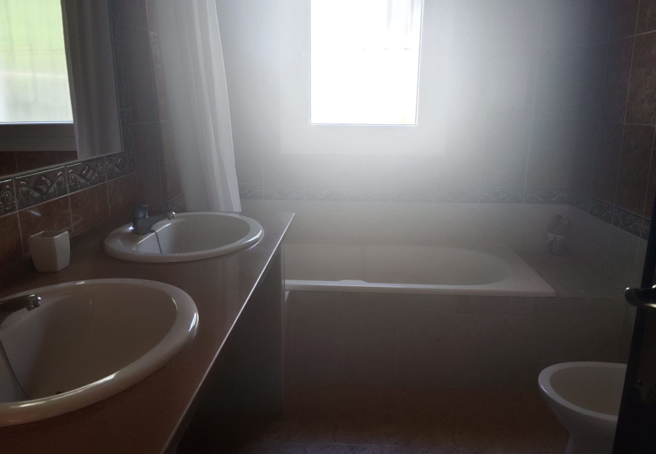 Chalet in Chiclana de la Frontera - R012 MORENA