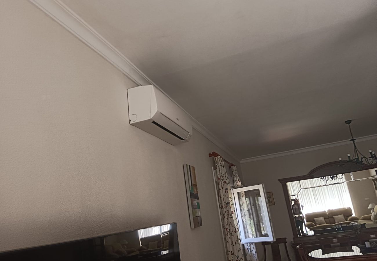 Chalet in Chiclana de la Frontera - R012 MORENA