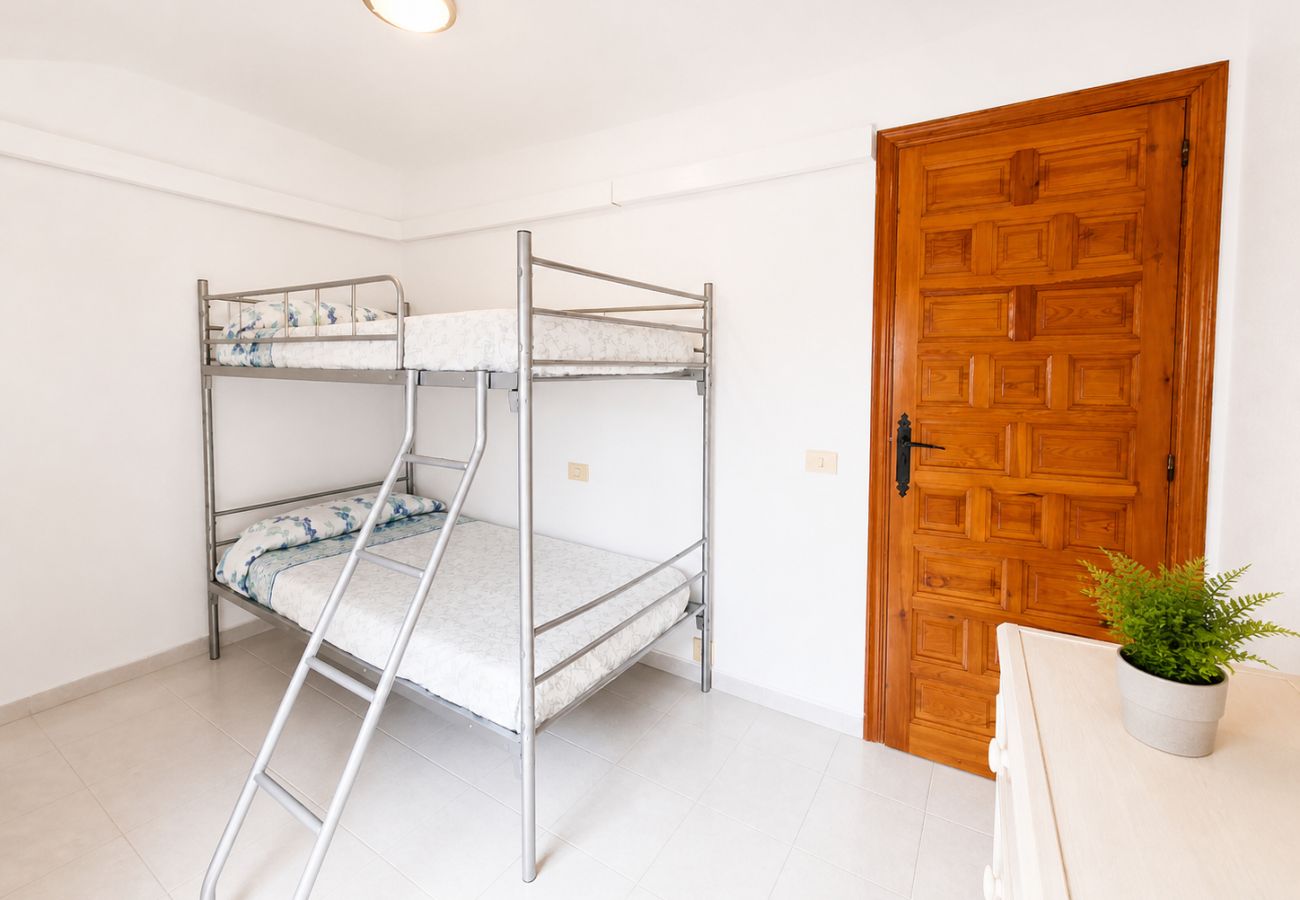 Apartment in Alcocebre / Alcossebre - Duplex a 150 metros del mar - PET FRIENDLY