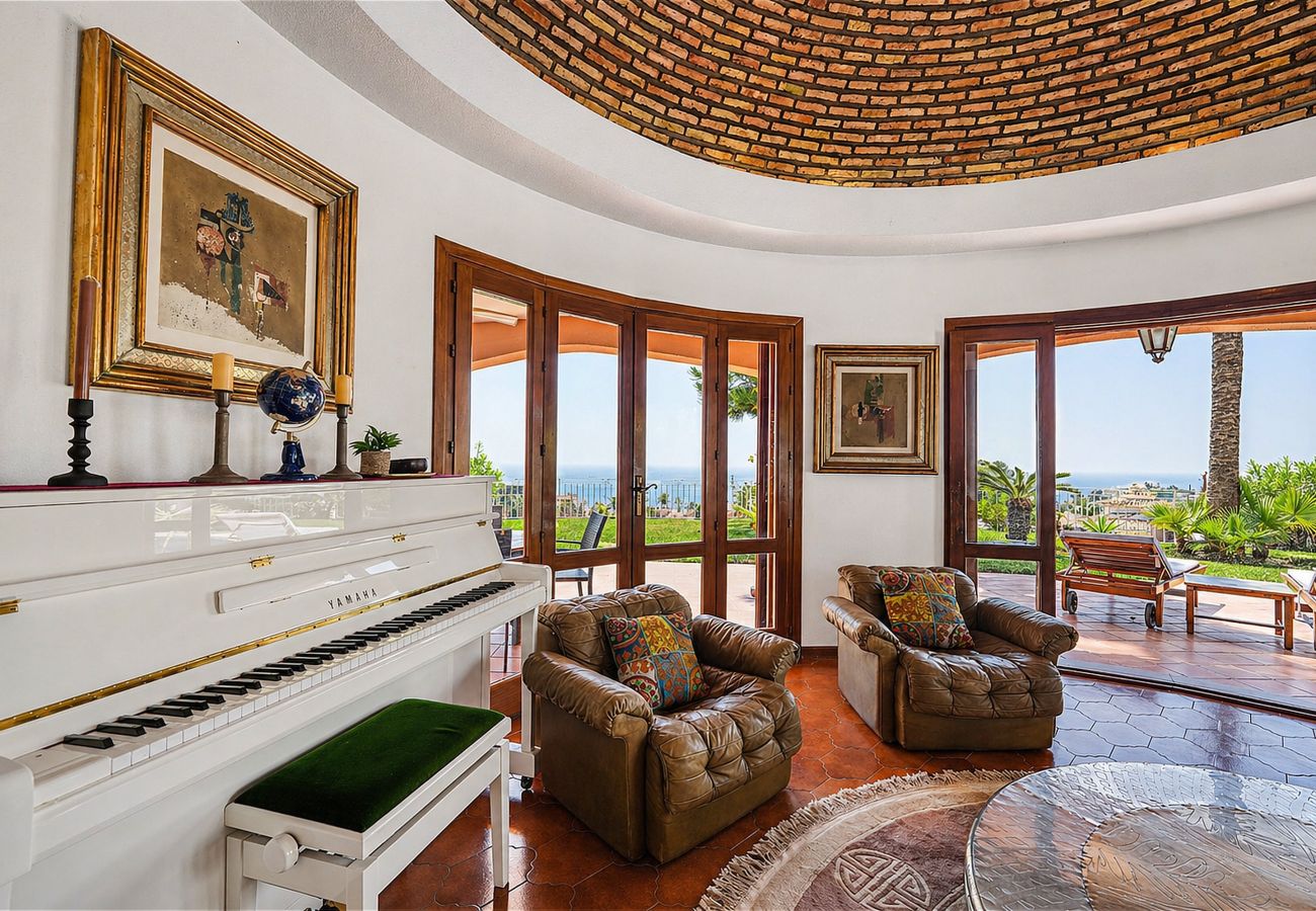 Villa in Benalmádena - 3163 Luxury Mediterranean Villa with Private Pool