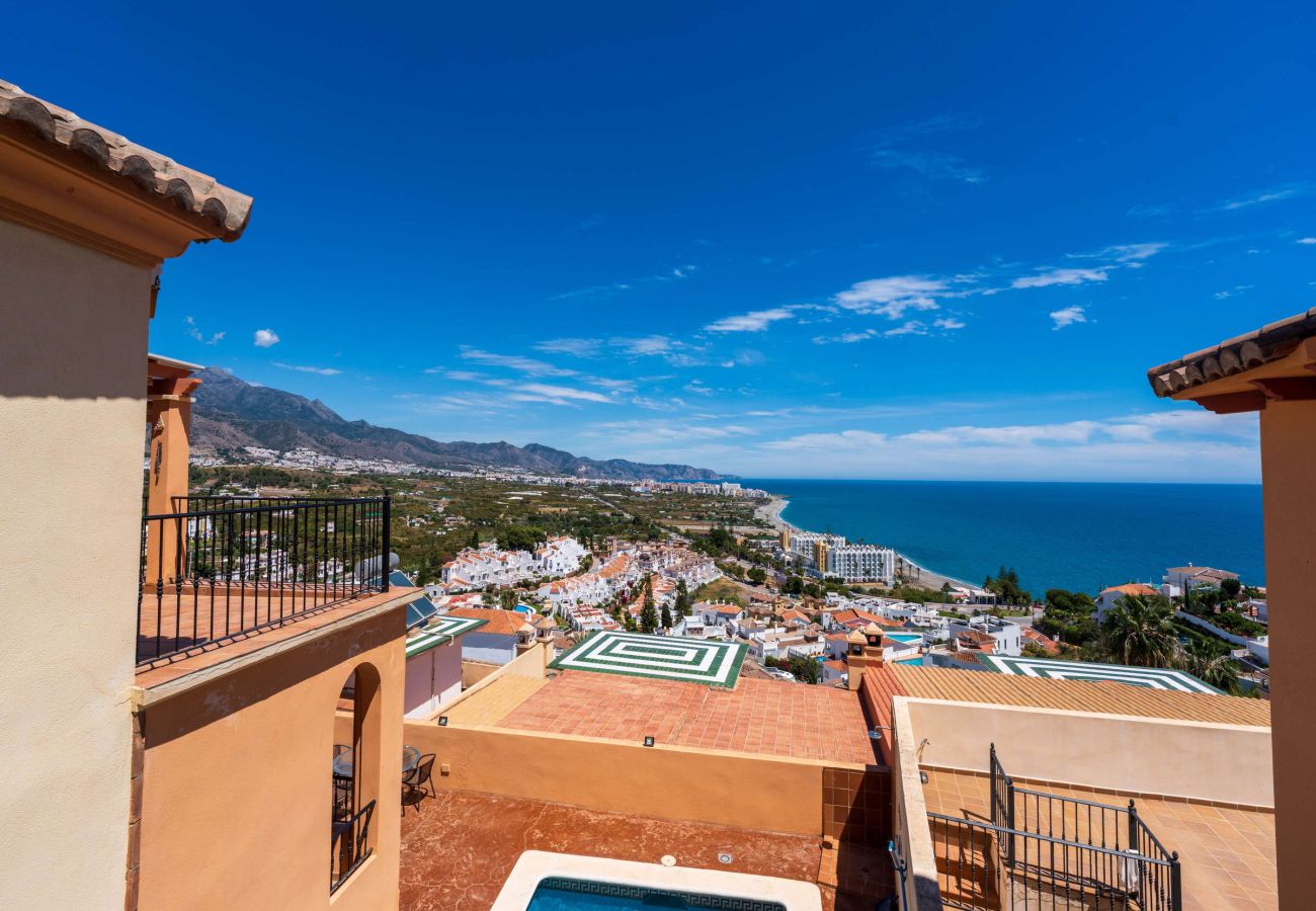 Villa in Nerja - Villa Punta Lara 15 by Casasol