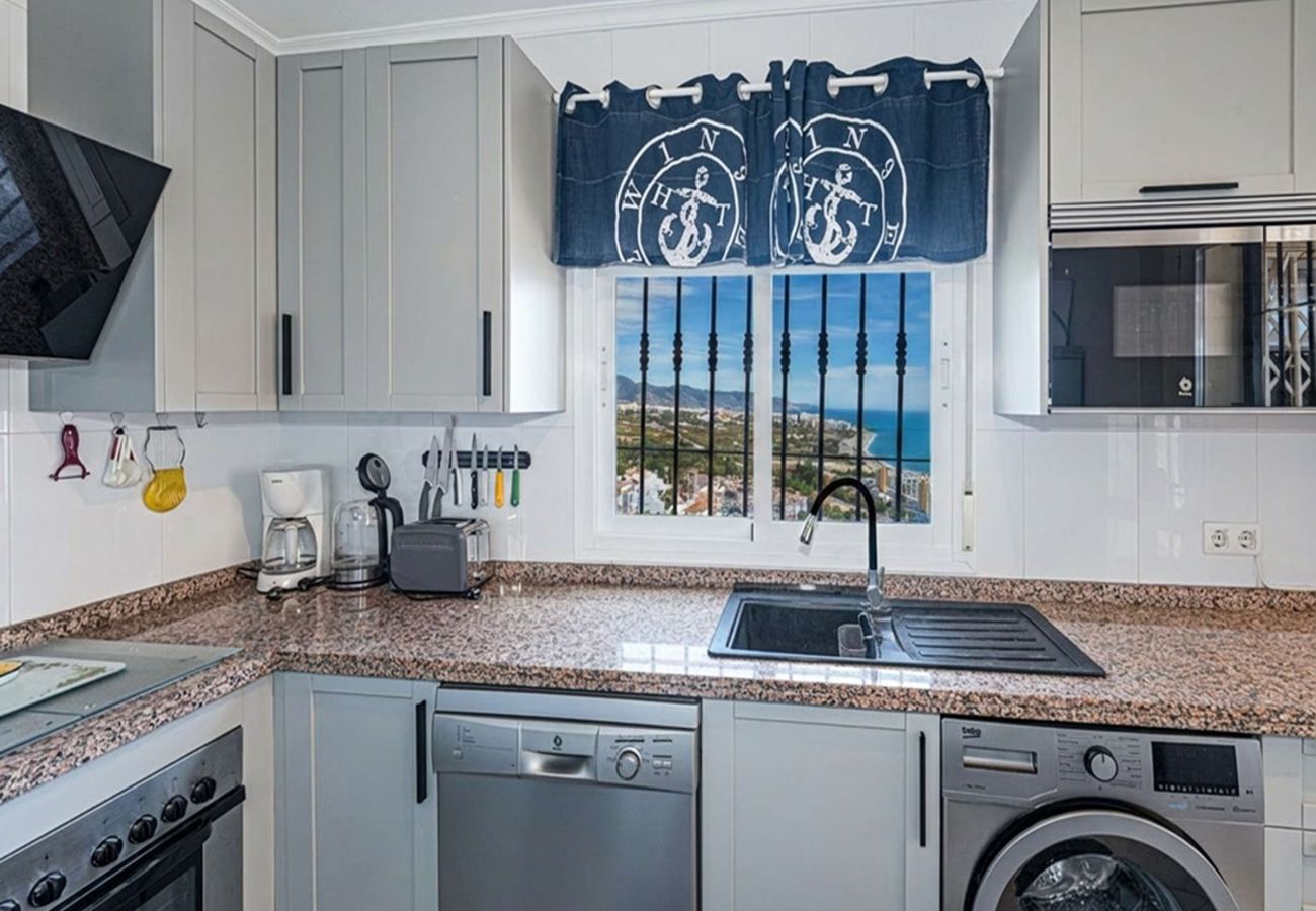 Villa in Nerja - Villa Punta Lara 15 by Casasol