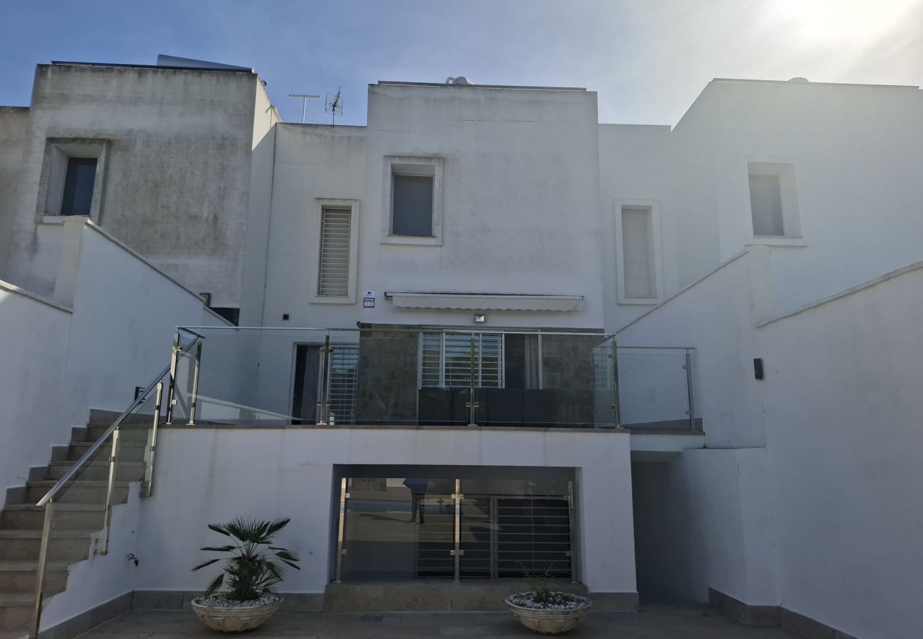 Terraced House in Chiclana de la Frontera - R028 SALVADOR DE BAHÍA