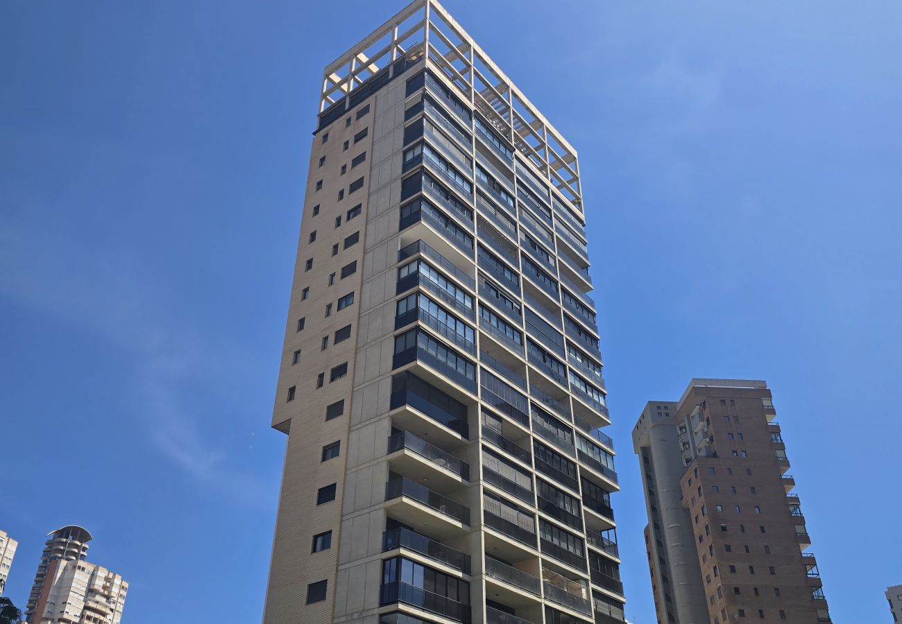 Apartment in Benidorm - TORRE IPANEMA 12C