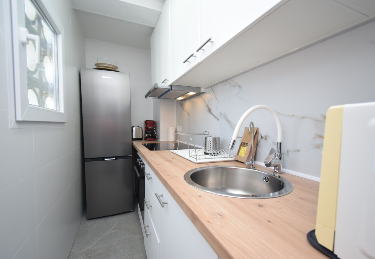 Apartment in Benidorm - TORRE CLUB MEDICO 7A2