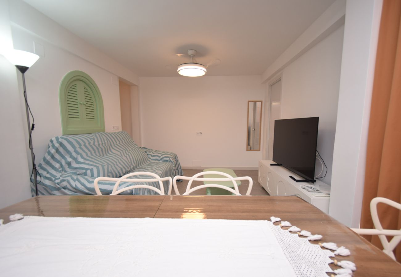 Apartment in Benidorm - TORRE CLUB MEDICO 7A2