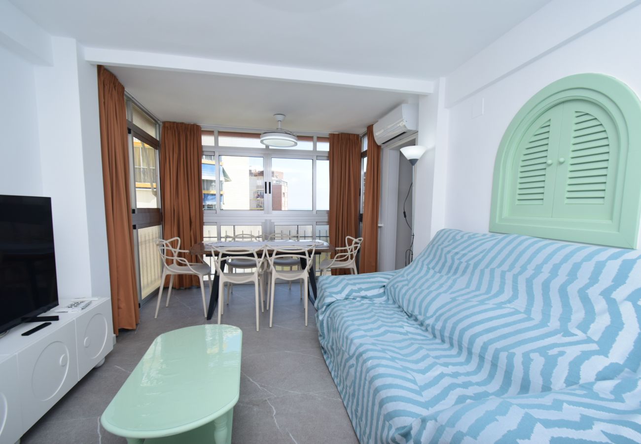 Apartment in Benidorm - TORRE CLUB MEDICO 7A2