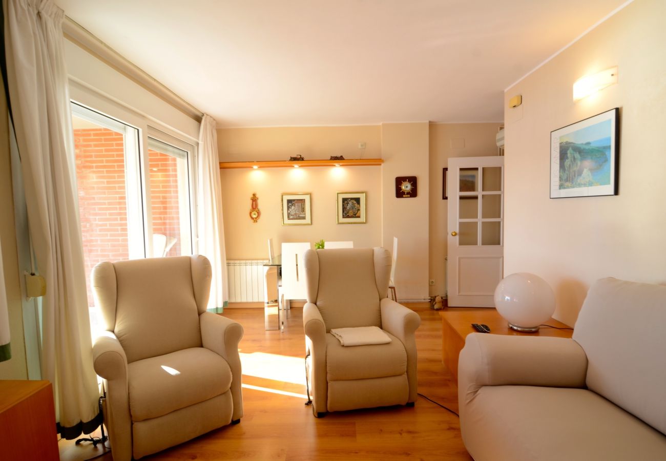 Apartment in L'Escala - TERRASSA DEL MAR ESC. 1  1º A
