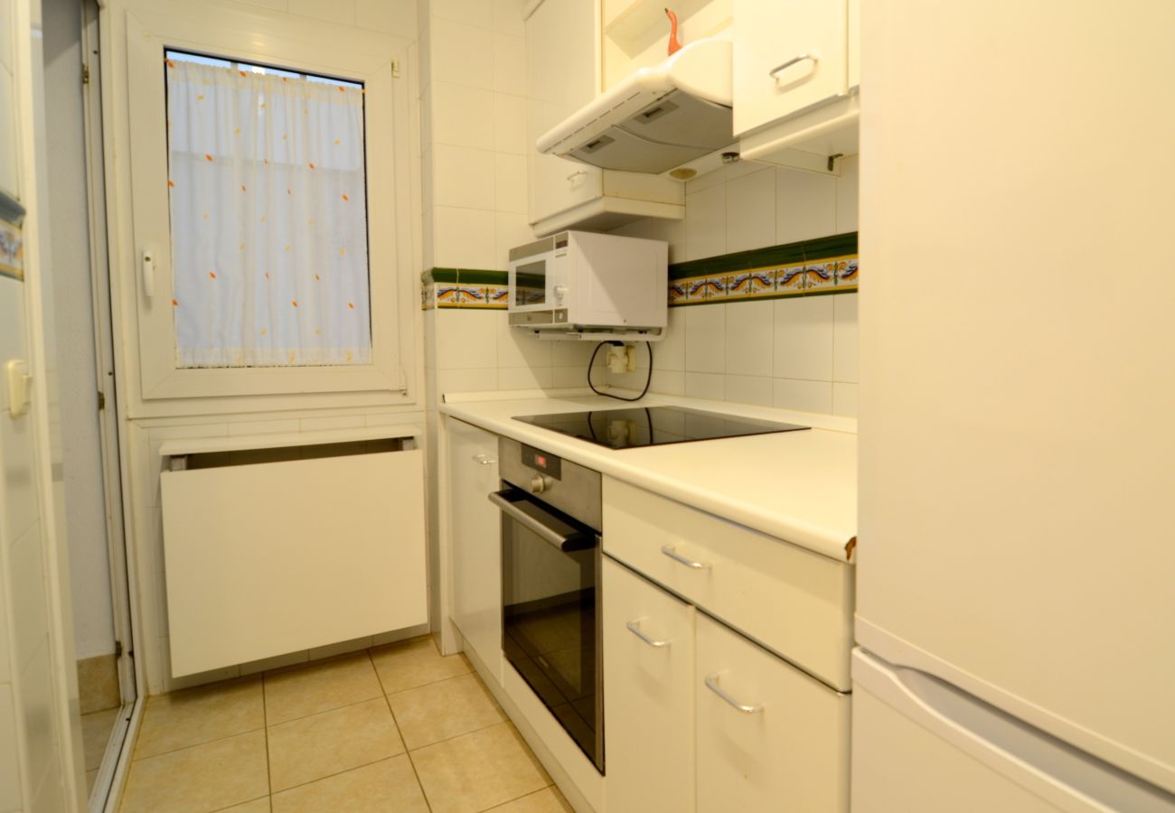 Apartment in L'Escala - TERRASSA DEL MAR ESC. 1  1º A
